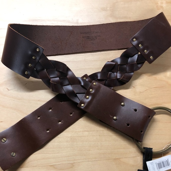 Banana Republic Accessories - Leather Belt Banana Republic Accessories - Leather Belt